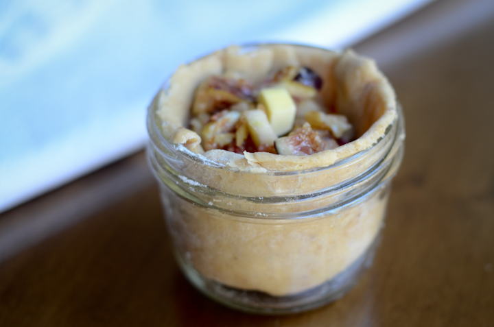 pie in a jar with filling 