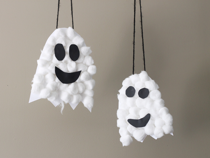 puffy ghost halloween craft hanging 