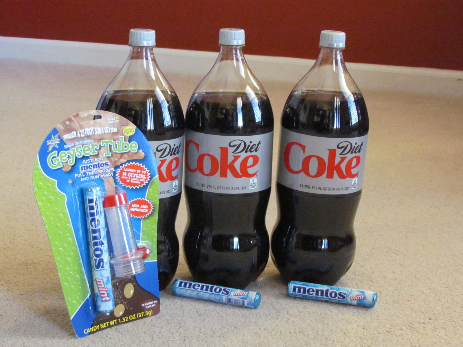 Mentos and Diet Coke Explosion: This science experiment is fun and easy at home, school or for a science birthday party!