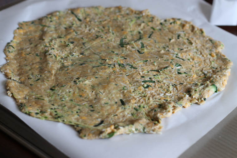 Zucchini Pizza Crust: Seriously, it's good! What a great way to sneak in veggies to your dinner too. 
