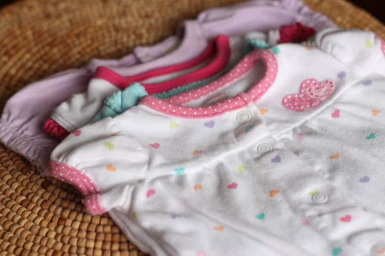 How to dye stained baby clothes