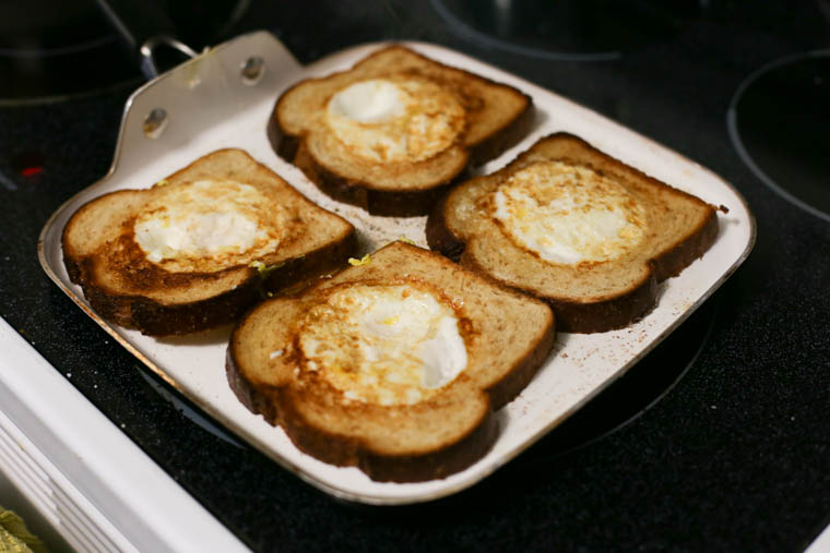 Eggs in a hole cooking 