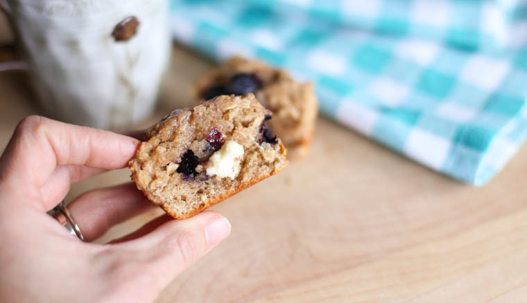 A healthy, real food, freezer friendly, blueberry recipe that my whole family enjoyed. With an A+ list of ingredients, this healthy breakfast makes my body happy and my taste buds happy too. Enjoy!