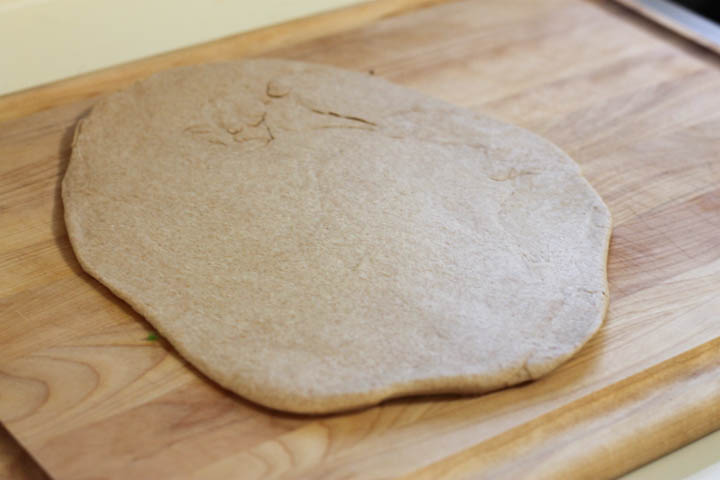 Homemade pizza pockets are a kid and adult favorite! They're packed with the yumminess of pizza without any added ingredients or fillers.