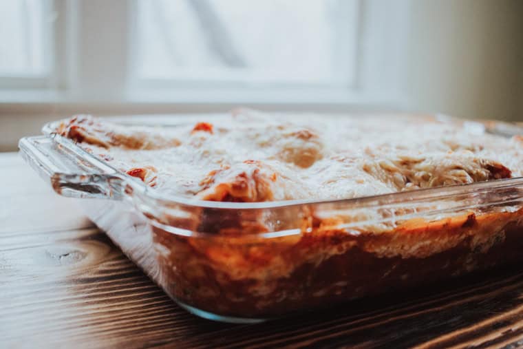 Cooked spinach lasagna rolls