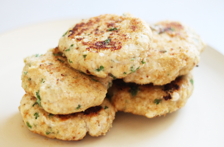 Mini Chicken Burgers with Herbs Recipe | Thriving Home