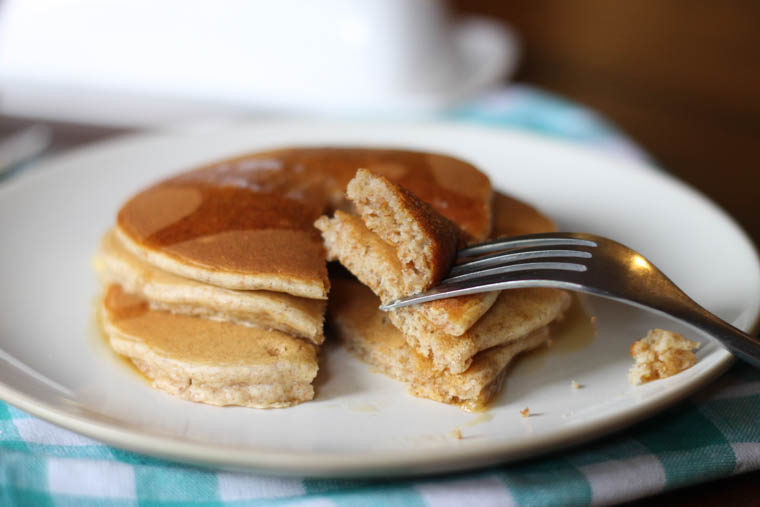 Oatmeal pancakes to make ahead for toddlers