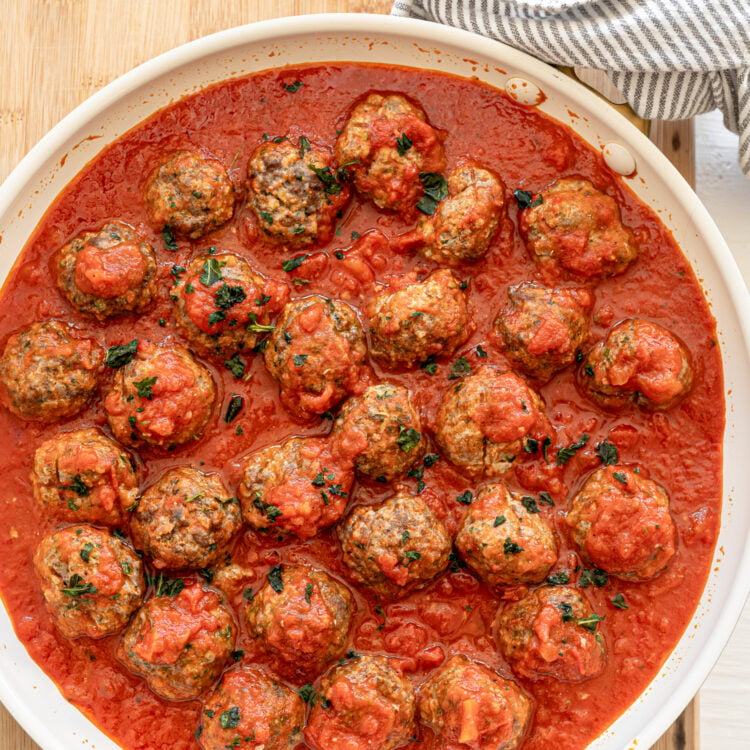 healthy baked Italian meatballs in marinara sauce