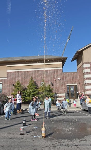 Mentos and Diet Coke Explosion: This science experiment is fun and easy at home, school or for a science birthday party!