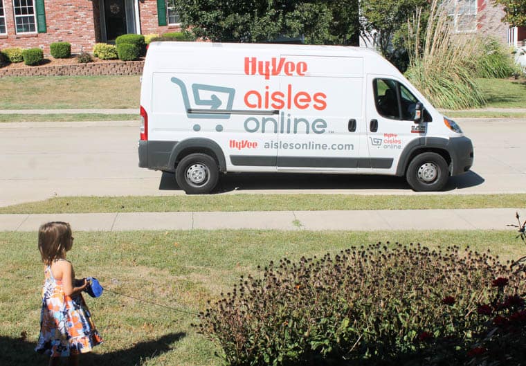 Groceries Delivered to My Doorstep A Review of HyVee Aisles Online