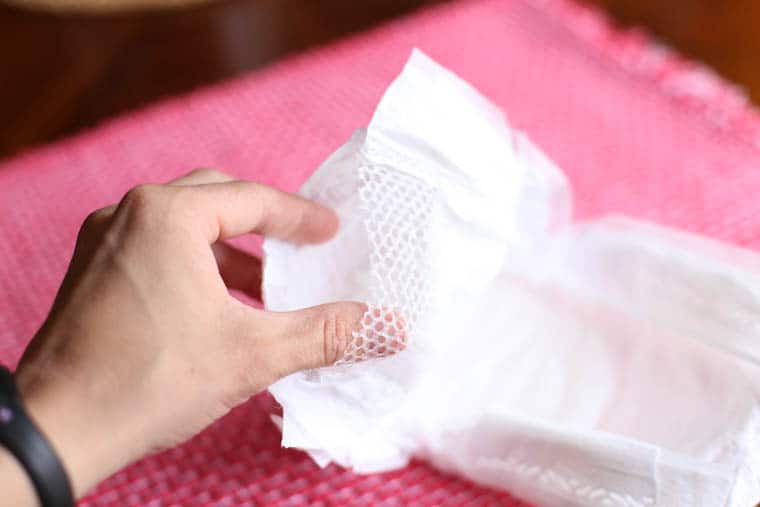 A simple DIY trick to help with postpartum delivery soreness. So simple and SO helpful. 