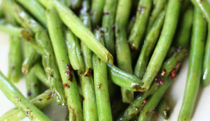 Easy Garlicky Green Bean Recipe