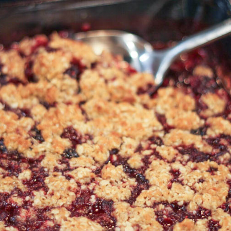 The Very Berry Crumble lets your summer berries shine, while adding a little crispy, sweet topping that pairs perfectly with some vanilla ice cream. 