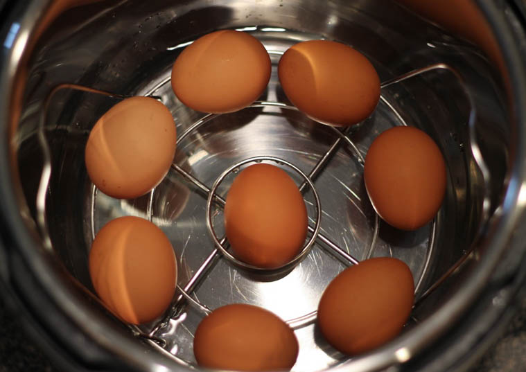 Eggs inside an instant pot