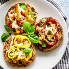 English Muffin Pizzas -image