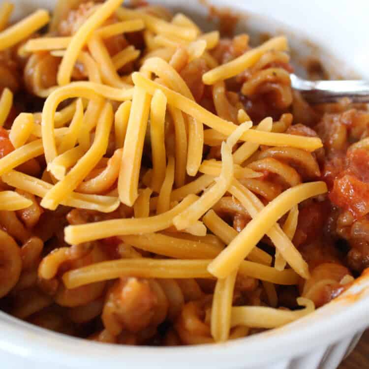 bowl of cheeseburger pasta