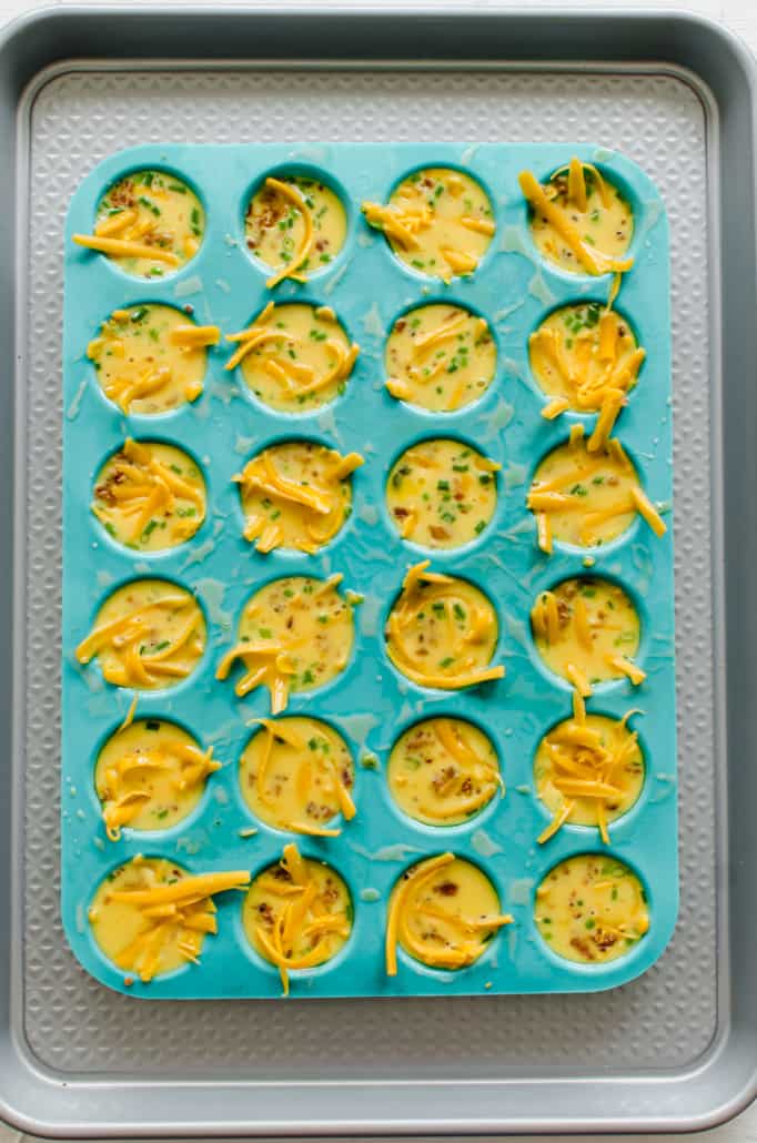 https://thrivinghomeblog.com/wp-content/uploads/2018/08/cheddar-chive-egg-bites-6-682x1030.jpg