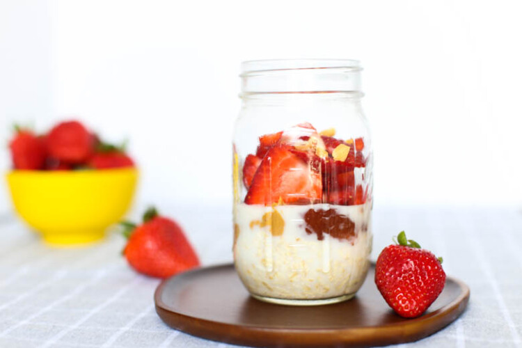 Peanut Butter and Jelly Overnight Oats - Thriving Home