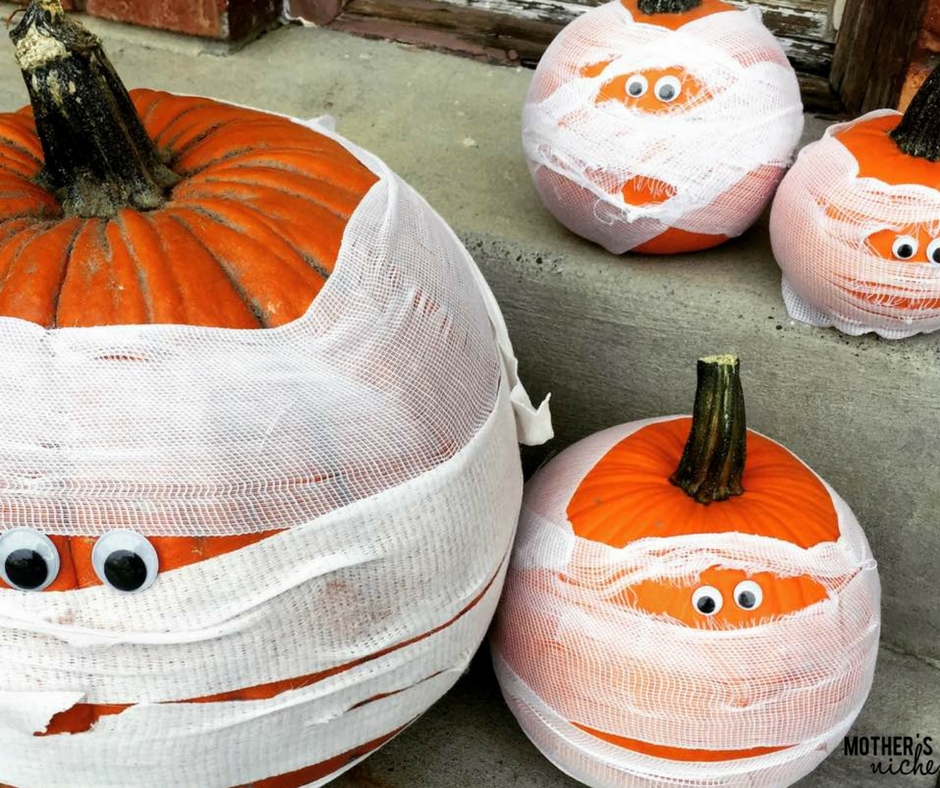 Mummy Pumpkins Halloween Craft for kids
