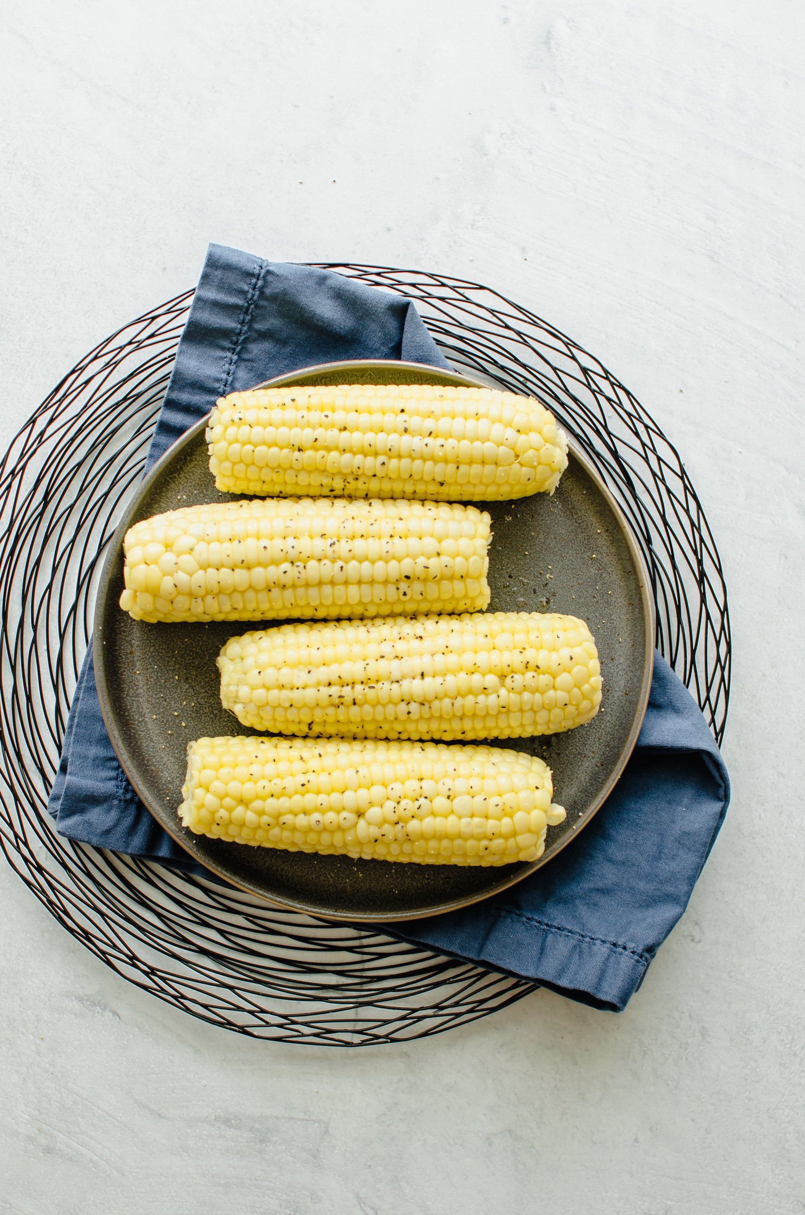 Corn on the Cob Microwave Trick 
