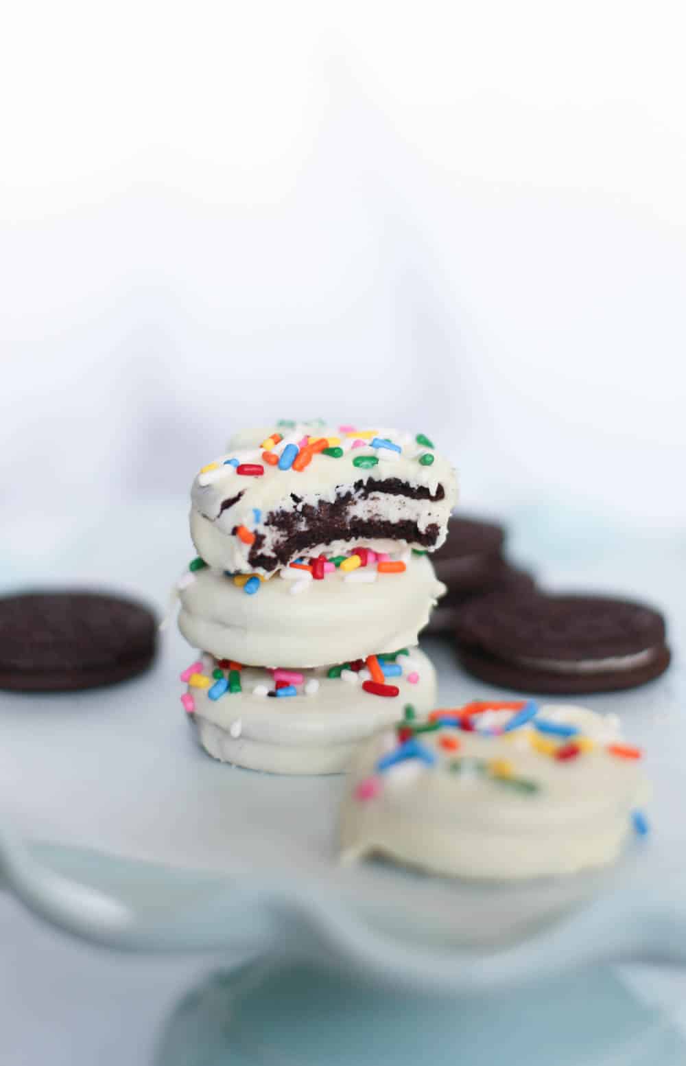 Chocolate Covered Oreos - Thriving Home