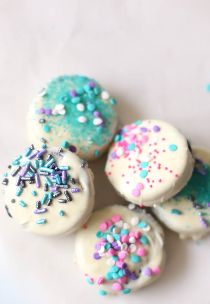 easter chocolate covered oreos