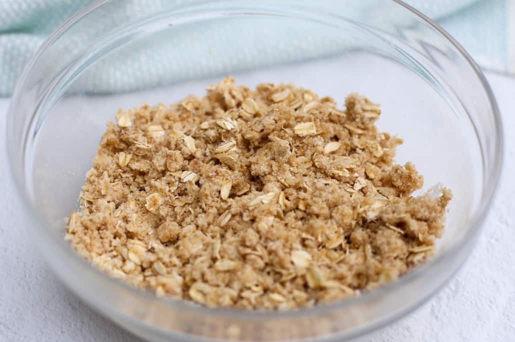 Crumble filling in a glass bowl