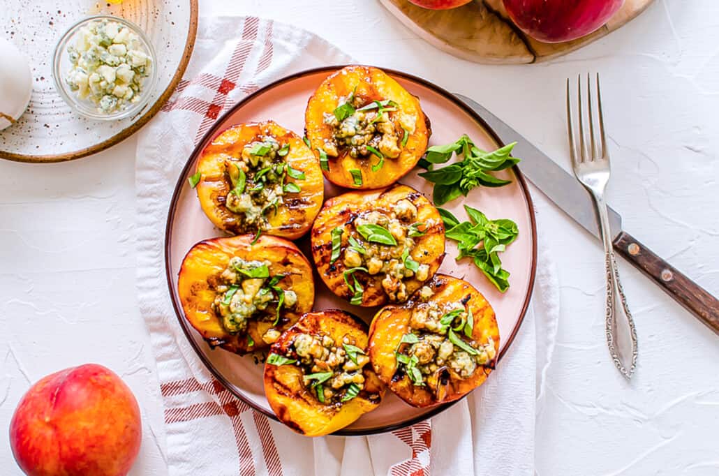 overhead shot of grillled peaches with balsamic drizzle