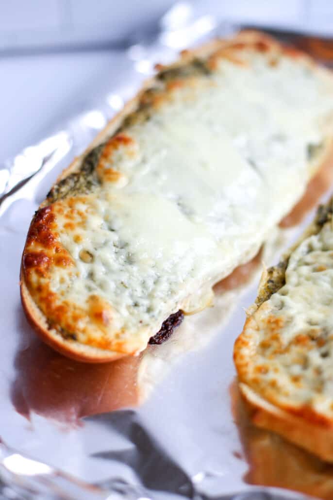 Cheesy Pesto Bread