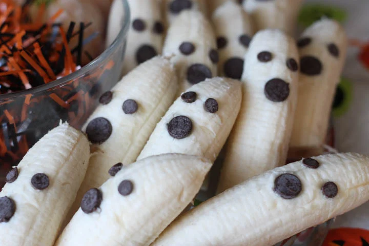 A collection of ghost bananas.