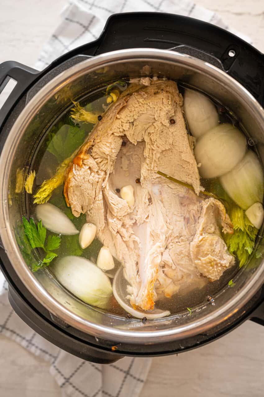 Homemade Chicken Broth (3 Ways!) - Thriving Home