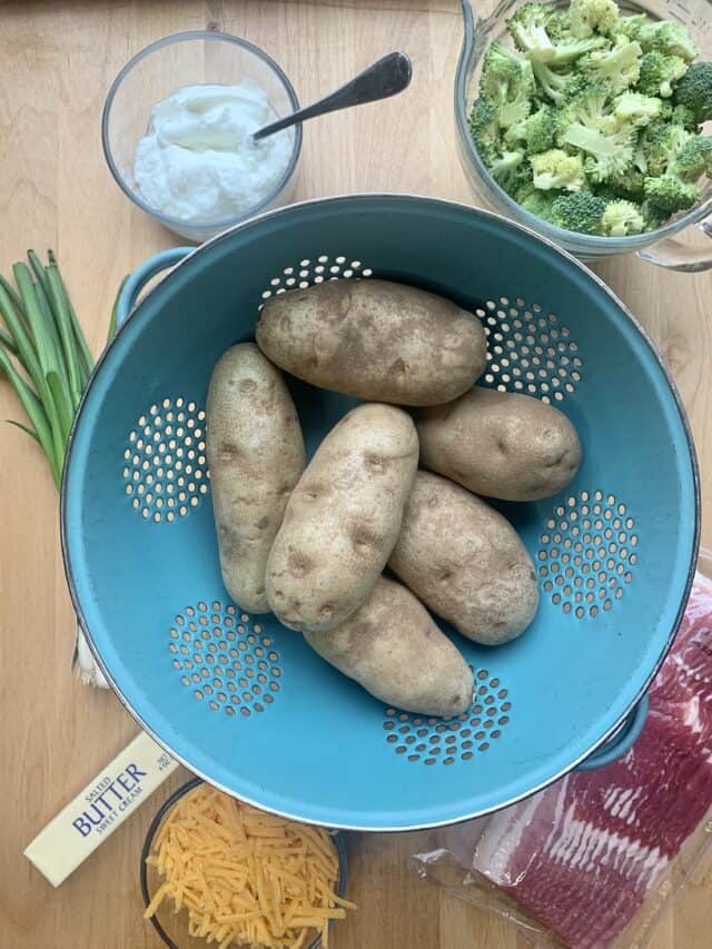 The BEST Baked Potato Bar - Thriving Home