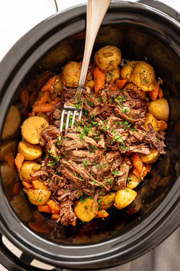 Crockpot makes a lunch warmer that will reheat anything that you slow-cooked,  and it tastes just like you just made it. Lunch today is last nights roast.  : r/slowcooking