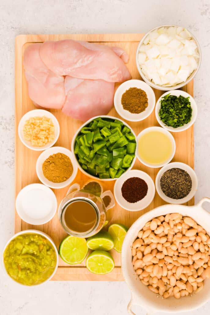 ingredients for white chicken chili in the instant pot