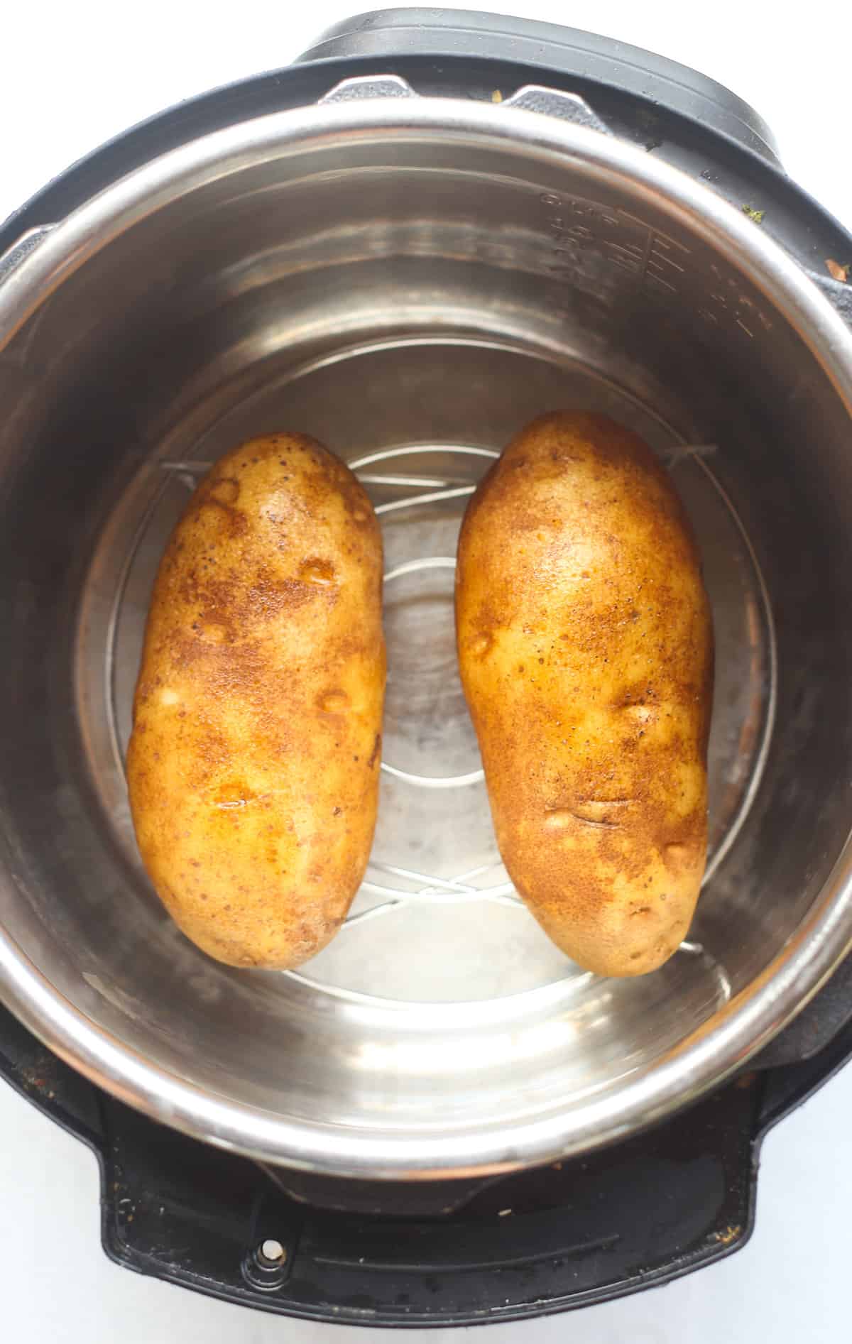 2 russet potatoes in an instant pot.