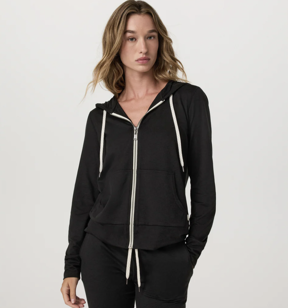 Vuori Zip Up